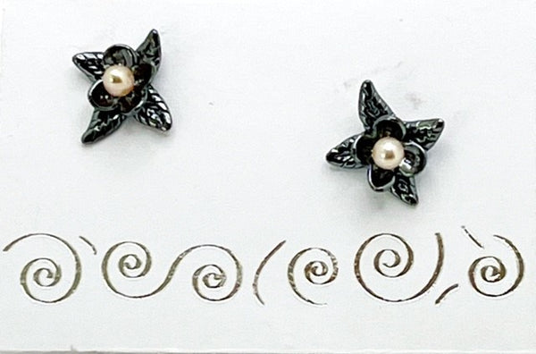 Bloom Post Earrings By Ellen Vontillius