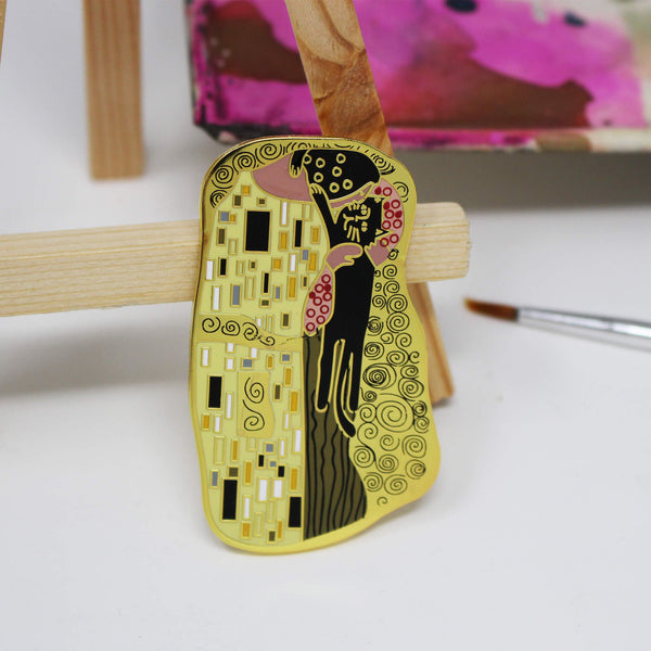 The Cat Kiss Artist Pin